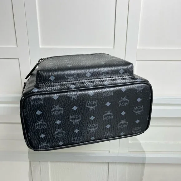 MCM Blcak Backpacks bags size 21*27*10cm - Picture 7 of 9